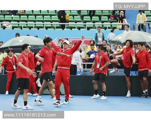 羽毛球赛事热战正酣:谁能夺冠? 羽毛球赛事热战正酣:谁能夺冠?