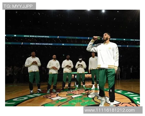 球迷炸锅:塔图姆这一行为引热议! 球迷炸锅:塔图姆这一行为引热议!